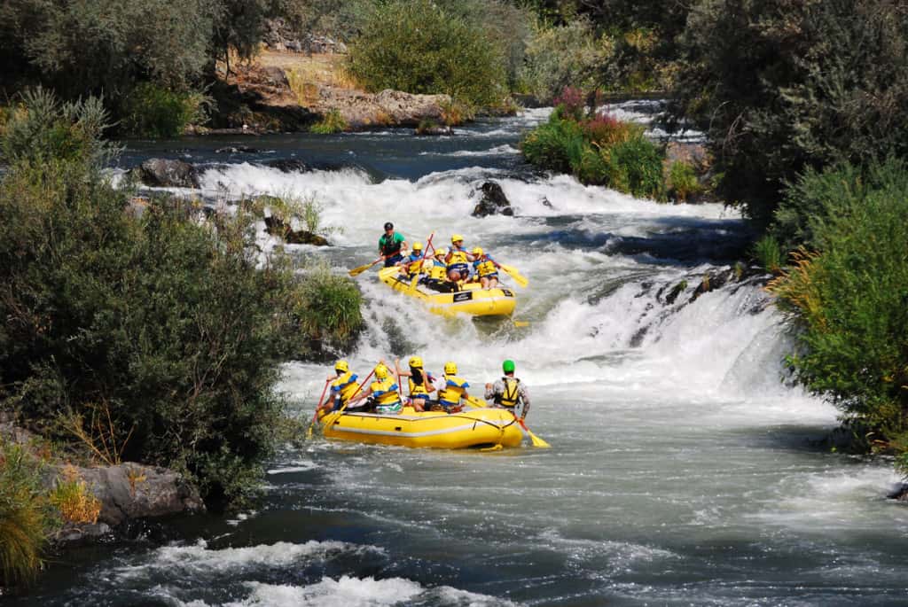 Tilomikh Falls on the Rogue River