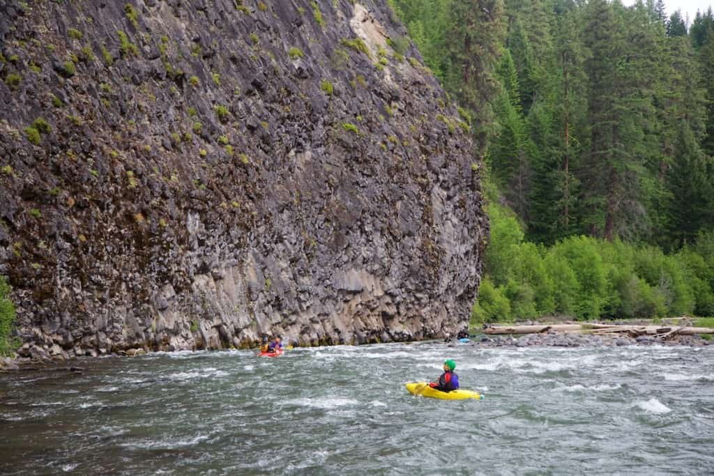 You want to take the left line next to this basalt wall to miss the river wide log jam