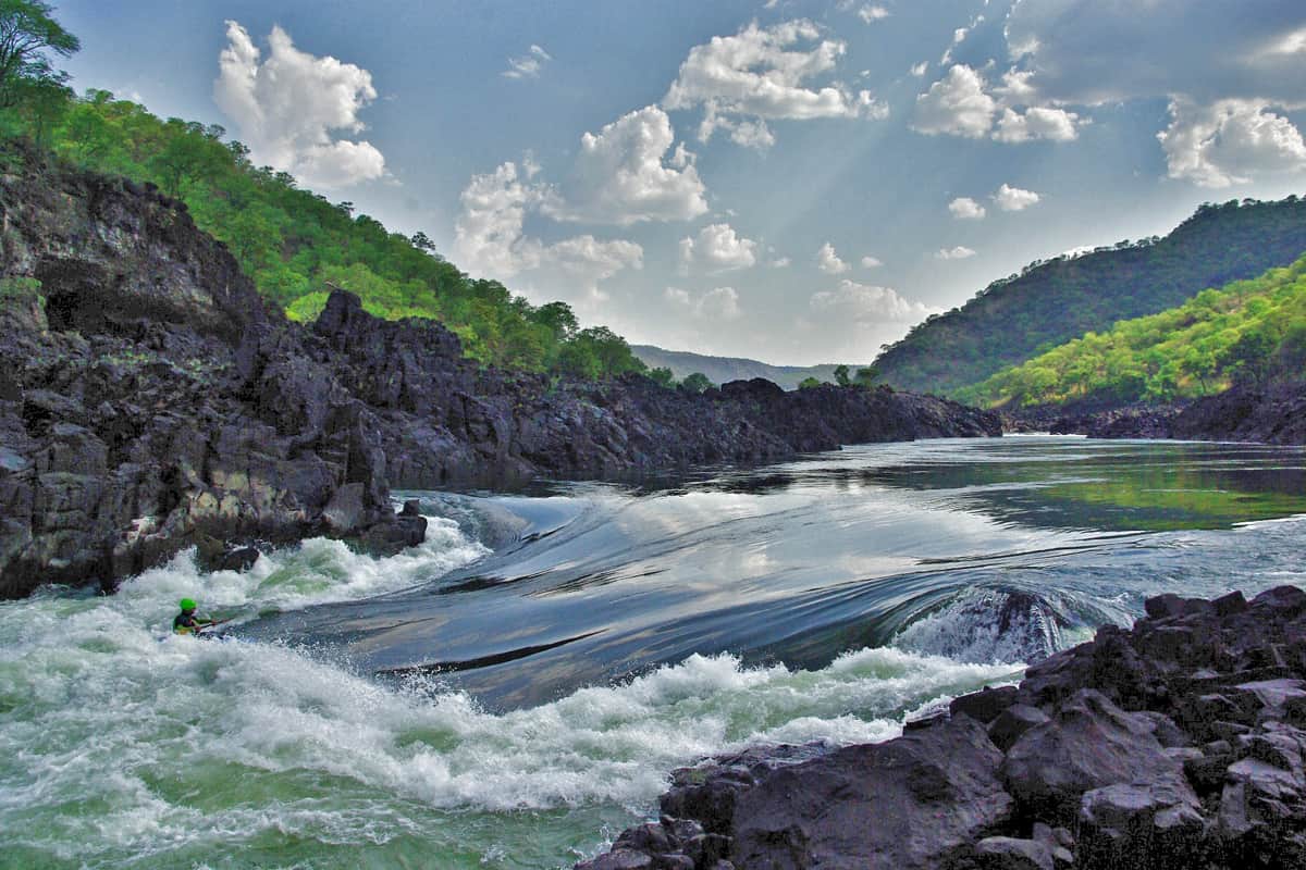 Zambezi River Rafting & Kayaking | Whitewater Guidebook
