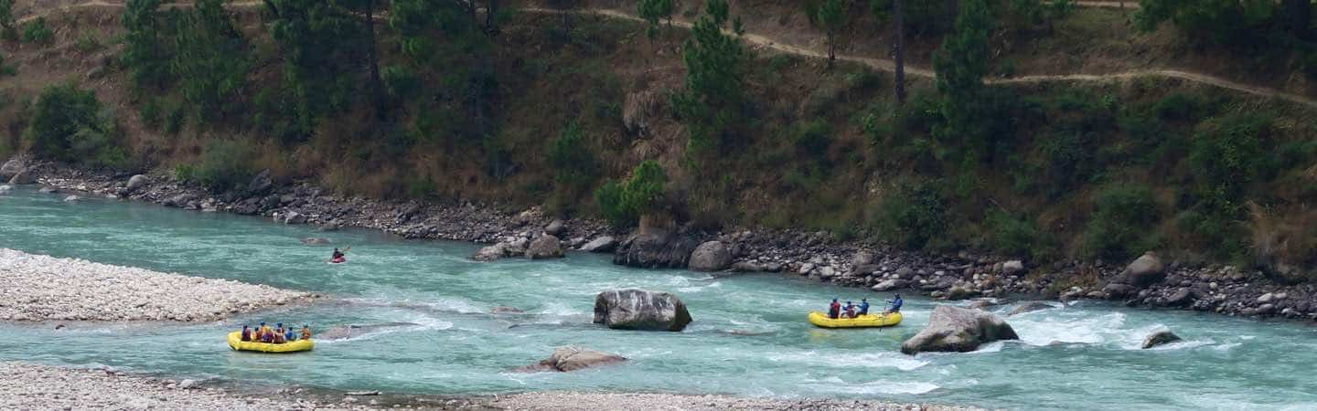 Strainer Paradise Rapid on the Pho Chhu in Bhutan