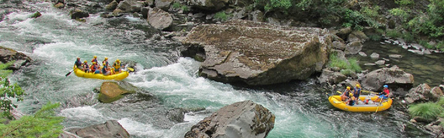 The entrance of Pinball Rapid on the North Fork of the Umpqua River | Photo by Bill Blodgett / North Umpqua Outfitters