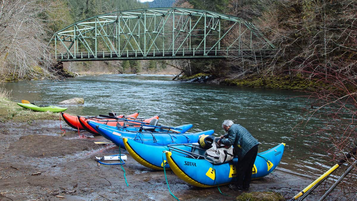 Sandstone Bridge River Access Point