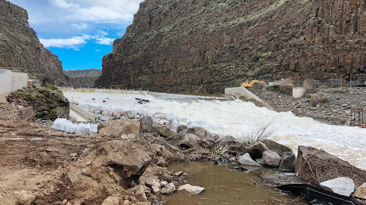 Opal Springs Dam on the Crooked River