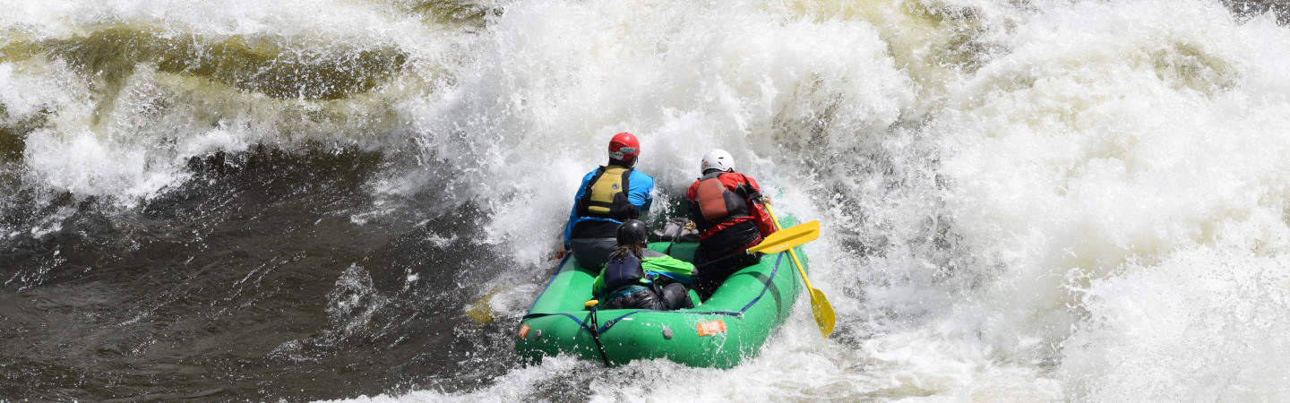 Lining up to hit the meat at Lochsa Falls.