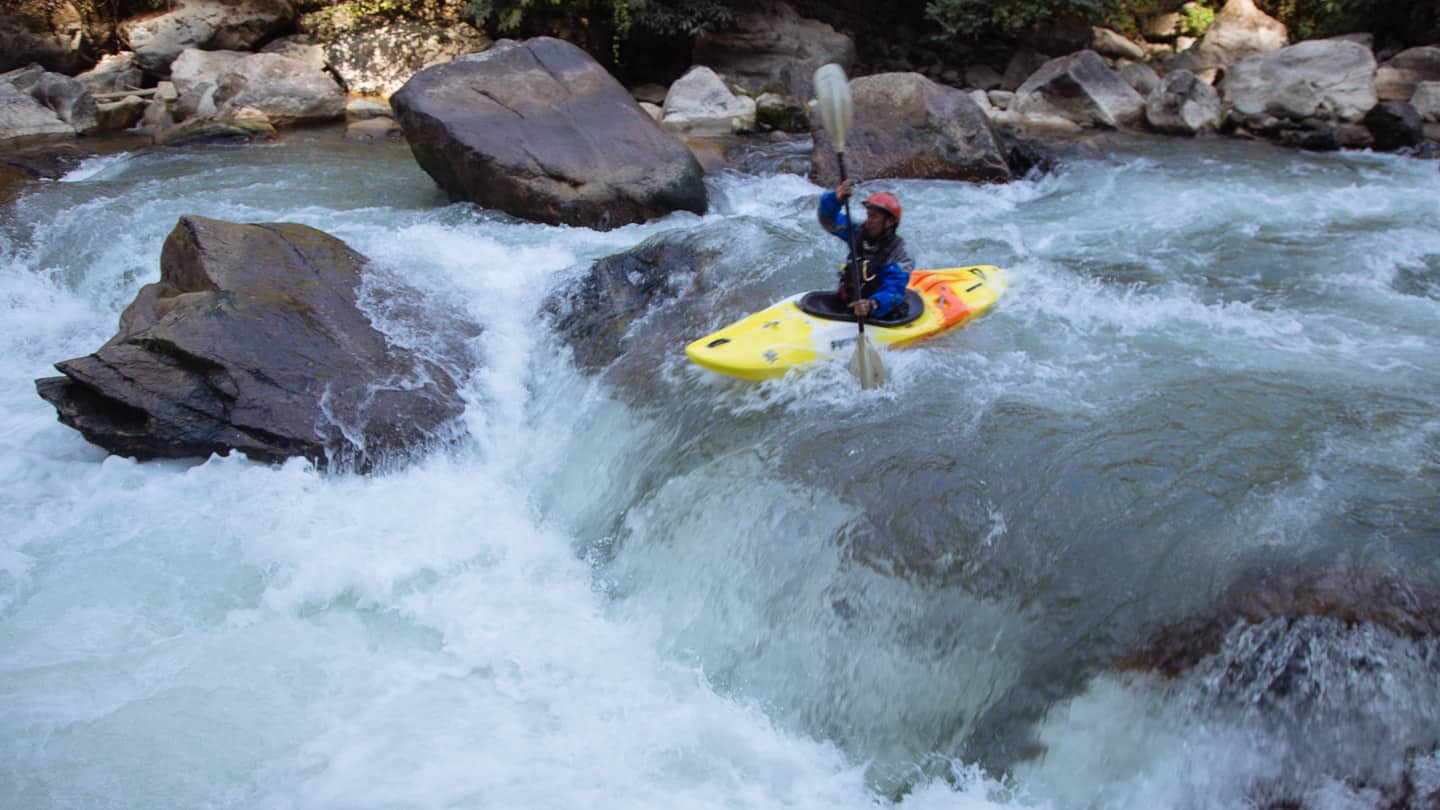 Running the boof rapid on the Dang Chhu