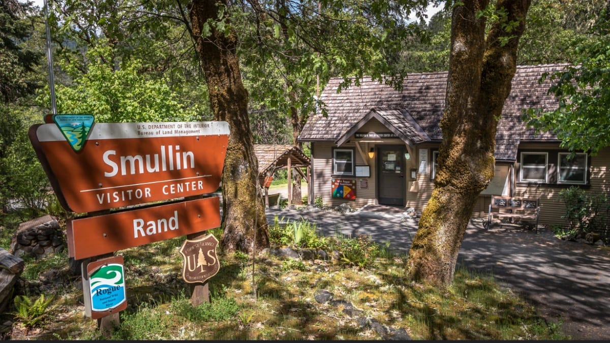 Smullin Visitor Center